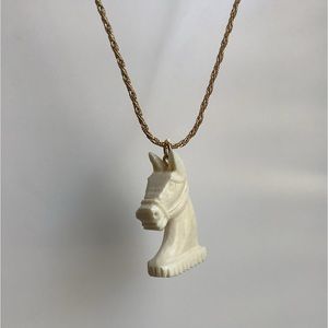 New vintage ivory BONE chess knight horse head pendant necklace